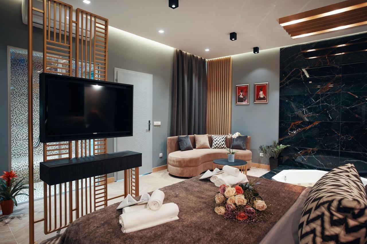 Monza Mirror Apartment Kikinda Luaran gambar