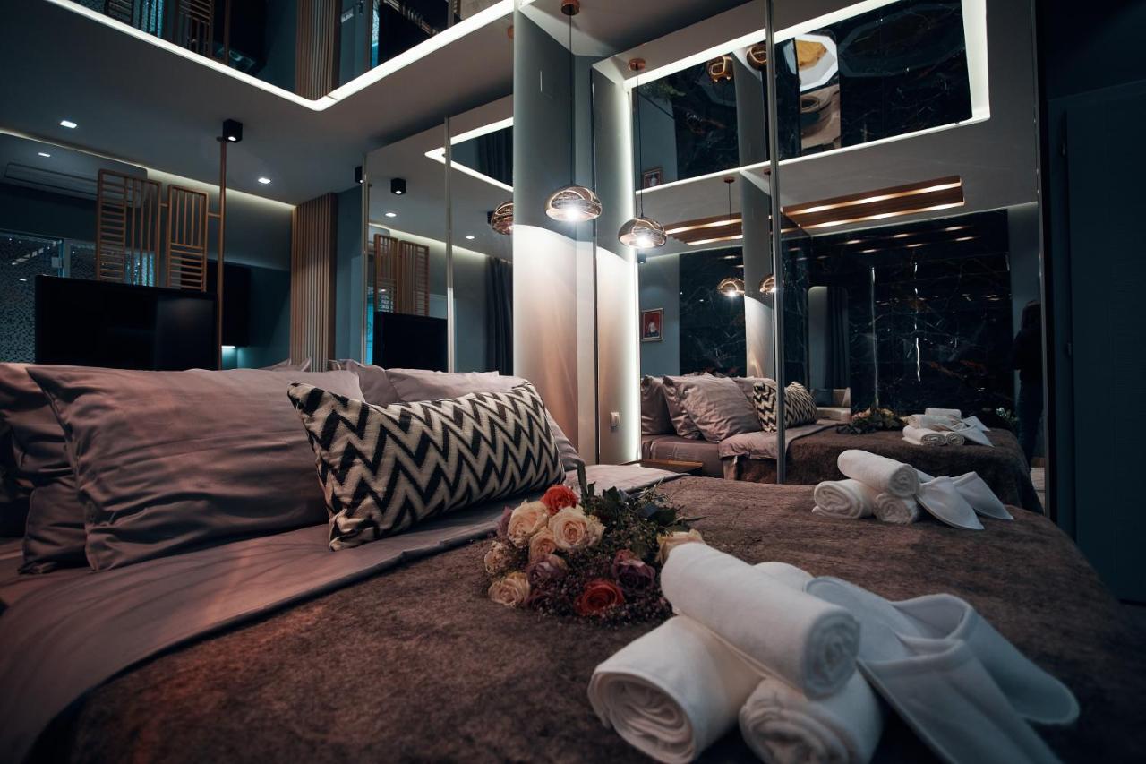 Monza Mirror Apartment Kikinda Luaran gambar